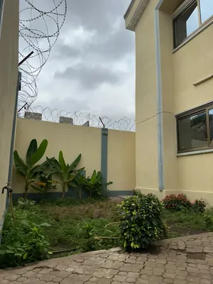 Vente d'une villa à Adidogomé Apédokoè, 4 chambres, à 300 m du goudron – 35 millions FCFA