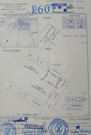 Terrain en angle de rues à vendre à Mission-Tové Adidomé – 8 000 000 FCFA