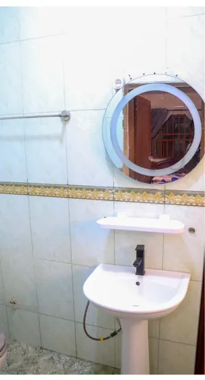 Vente d'un immeuble à Bé Kpéhénou, 2 compartiments (R+4 et R+3), 24 appartements + magasins, bord du goudron – 500 millions FCFA — photo 10