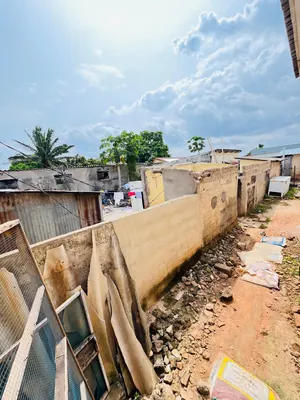 Terrain 1220 m² en vente à Tokoin Trésor – 250 millions FCFA — photo 5