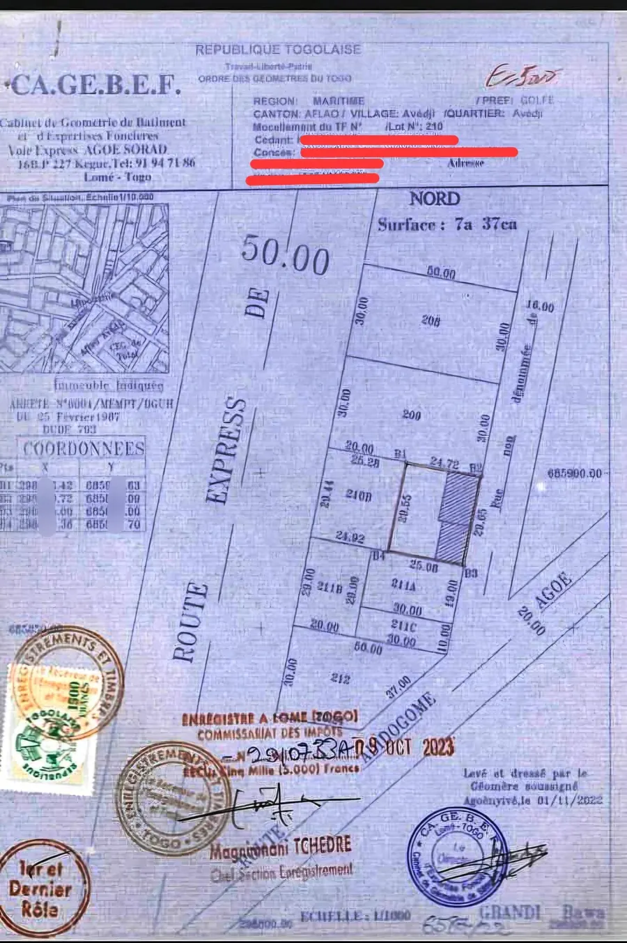 Terrain demi-lot avec 2 boutiques en vente au rond-point Limousine à Avedji – 45 millions FCFA