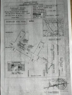 Terrain en angle de rue à vendre à Zanguera Afiadégnigban – 3 millions FCFA