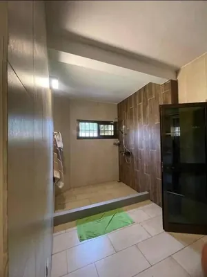 Villa duplex 10 chambres en vente à Nyékonakpoè, Lomé – 295 millions FCFA — photo 4