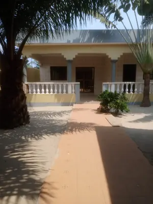 Villa 4 chambres avec boutique en vente à Zanguera Kpemé – 35 millions FCFA — photo 5