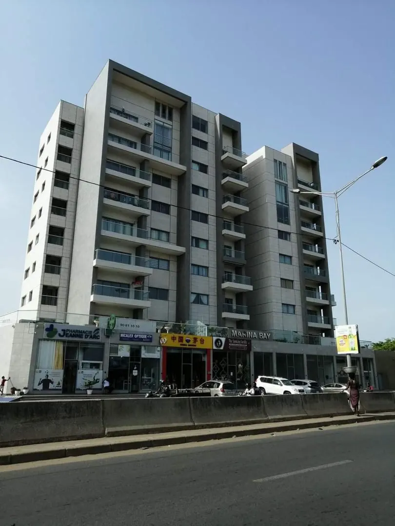 Immeuble R+8 en vente en bordure du boulevard du Mono à Assigamé, Lomé – 15 milliards FCFA