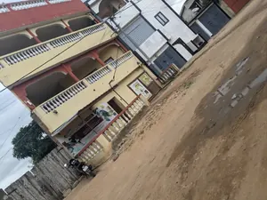 Maison 9 pièces en vente à Adidogomé Sagbado – 15 millions FCFA