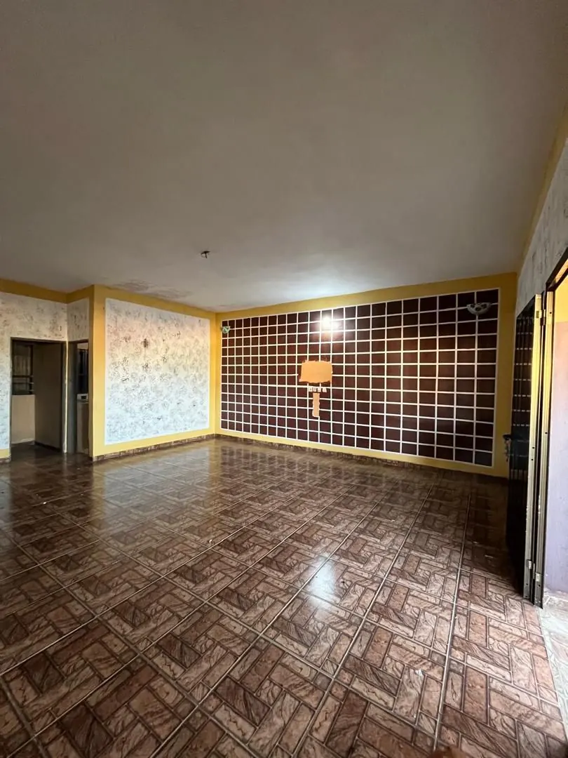 Terrain 343 m² en angle de rue à vendre à Totsi Gblinkomé – 38 millions FCFA