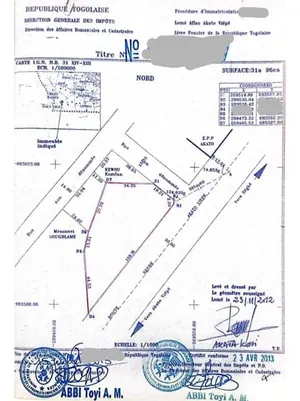 Terrain 5 lots en angle de rue en vente au bord du goudron à Ségbé Akato – 70 millions FCFA le lot — photo 2