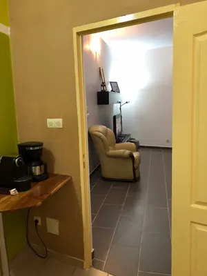 Vente d'une villa à Adidogomé Awatamé, 3 chambres, demi-lot, titre foncier personnel – 50 millions FCFA — photo 15