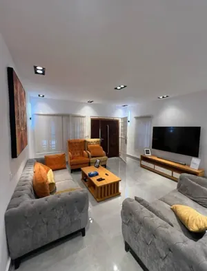 Villa meublée 2 chambres avec piscine à louer à Djidjolé Kouvahey – 1 000 000 FCFA/mois — photo 3