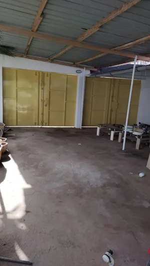 Vente d'une villa à Agoè Zongo, R+1, 1 lot, à 300 m du goudron – 75 millions FCFA — photo 3