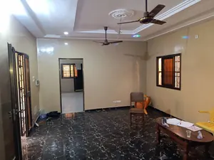 Villa 2 chambres à vendre sur demi-lot à Agoè Assiyeyé rails, à 200 m du goudron – 65 millions FCFA — photo 5