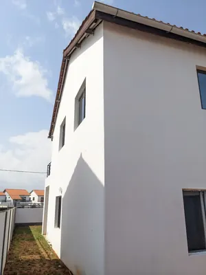 Villa 3 chambres R+1 en vente à Adidogomé Lankouvi sur 375 m² – 66 millions FCFA — photo 2
