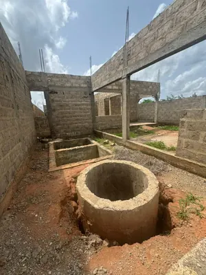 Maison inachevée 3 chambres en vente à Zanguera Akepedo avant péage – 18 millions FCFA — photo 4