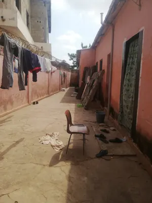 Maison 5 pièces à vendre à Adidogomé Atigangomé vers rails – 15 millions FCFA — photo 3