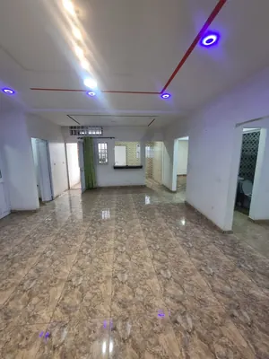 Vente d'une villa à Hountigomé, angle de rue, R+2, 447 m², proche du goudron – 250 millions FCFA — photo 10