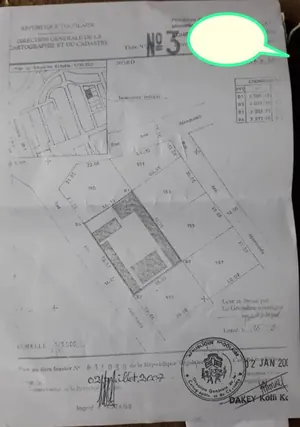 Terrain 4 lots à vendre à Cité OUA – 375 millions FCFA le lot