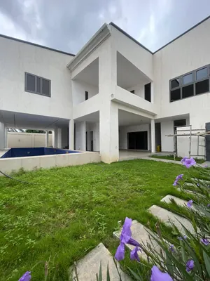 Villa duplex 4 chambres à louer à Tokoin Séminaire – 1 500 000 FCFA/mois — photo 2