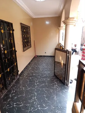 Villa 2 chambres à vendre sur demi-lot à Agoè Assiyeyé rails, à 200 m du goudron – 65 millions FCFA — photo 4