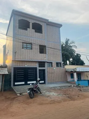 Vente ou location d'une villa à Ségbé, R+2, nouvelle construction – Vente : 50 millions FCFA | Location : 200 000 F/mois — photo 4