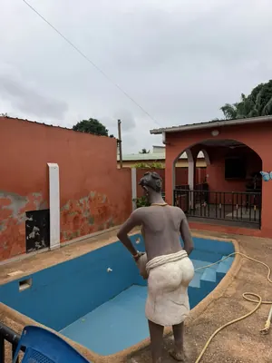 Vente d'une villa à Agoè Légbassito, 2 chambres salon, 301 m², avec dépendance et jardin – 55 millions FCFA — photo 3