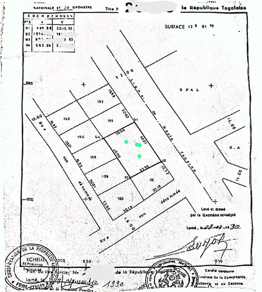 Terrain demi-lot à vendre à Avepozo Alice Monou – 20 millions FCFA à débattre