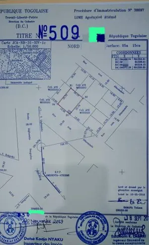 Terrain 1 lot en vente au bord d'une grande voie à Agoè Legbassito Atiomé Kponsè – 25 millions FCFA