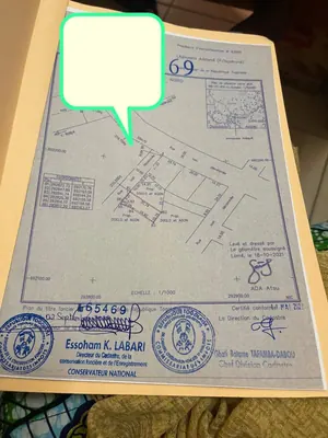 Villa 3 chambres avec dépendance à vendre à Akato – 60 millions FCFA — photo 2