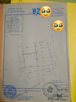 Terrain 2 lots et demi en vente à Adidogomé IPG – 85 millions FCFA