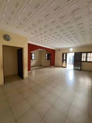Villa 3 chambres à vendre sur 300 m² à Nanégbé – 47 millions FCFA — photo 7