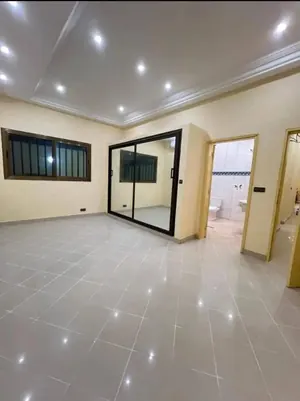 Villa duplex 9 chambres 714 m² avec jardin en vente à Hedzranawoé – 185 millions FCFA — photo 2
