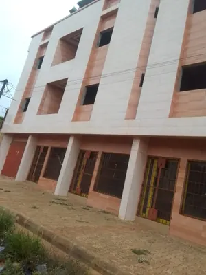 Immeuble commercial et résidentiel en vente en bordure de grande voie à Totsi Gblinkomé – 122 millions FCFA — photo 3