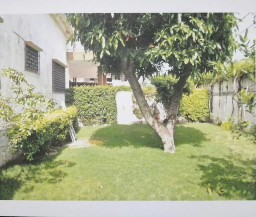 Maison en angle de rue à Tokoin Soted – 80 millions FCFA