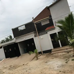 Maison d'appartements neufs 300 m² en vente à Agoè Légbassito Daliko – 55 millions FCFA — photo 2