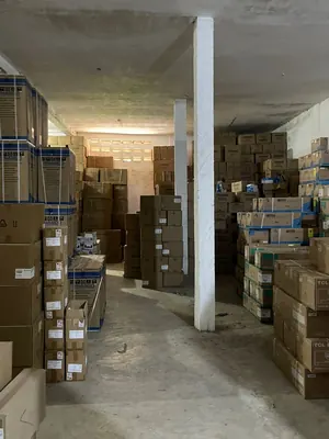 Entrepôt de plus de 600 m² à vendre en bordure de route à Colombe de la Paix – Lomé centre – titre foncier disponible — photo 9