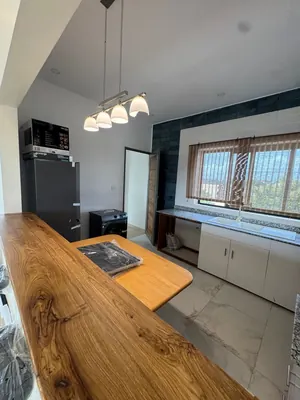 Appartement meublé 2 chambres en location à Lomé Klikamé – 600 000 FCFA/mois — photo 2