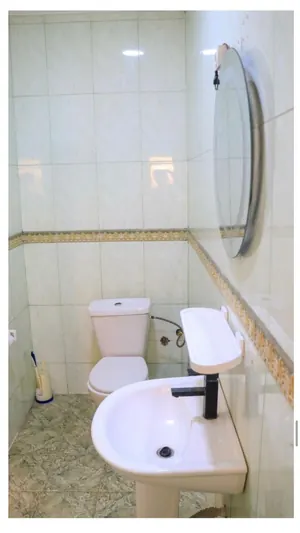 Vente d'un immeuble à Bé Kpéhénou, 2 compartiments (R+4 et R+3), 24 appartements + magasins, bord du goudron – 500 millions FCFA — photo 12