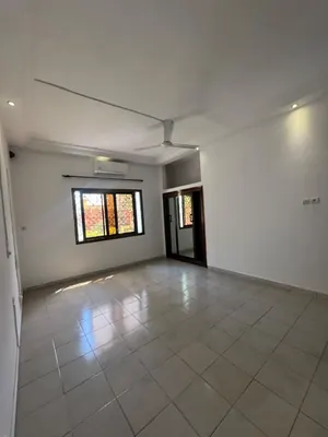 Location d'une villa à Tokoin Tako, 3 chambres + dépendance, avec piscine et jardin, à 50 m du goudron – 1 000 000 FCFA/mois — photo 14