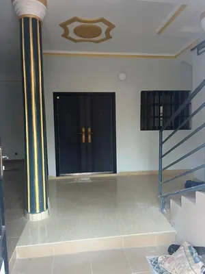 Vente ou location d'une villa à Ségbé, R+2, nouvelle construction – Vente : 50 millions FCFA | Location : 200 000 F/mois — photo 5
