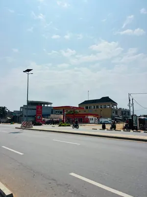 Terrain 900 m² en vente en bordure de goudron et angle de rue à Kpogan – 50 millions FCFA — photo 4