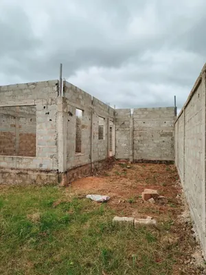 Vente d'une villa à Apessito, 2 chambres, 300 m², inachevée – 17 millions FCFA à débattre — photo 7