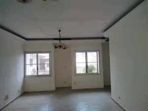 Location d'une boutique à Tokoin Ranco, bord du goudron, avec bureau et sanitaire – 180 000 FCFA/mois — photo 14