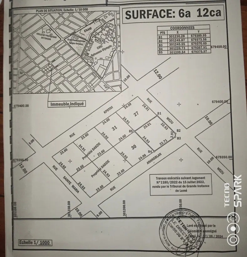 Terrain 612 m² en angle de rue à vendre à Tokoin Protestant – 85 millions FCFA