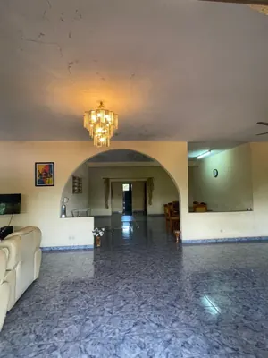 Villa 5 chambres en vente en angle de rue à Tokoin SOTED – 95 millions FCFA — photo 2