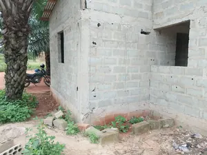 Vente d'une villa à Davié Djegomê, 3 chambres, sur 20×15 m – 15 millions FCFA à débattre — photo 1