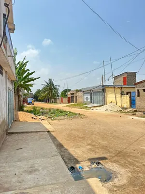 Maison 8 chambres 338 m² en vente à Agoè Fidokpui – 28 000 000 FCFA — photo 3