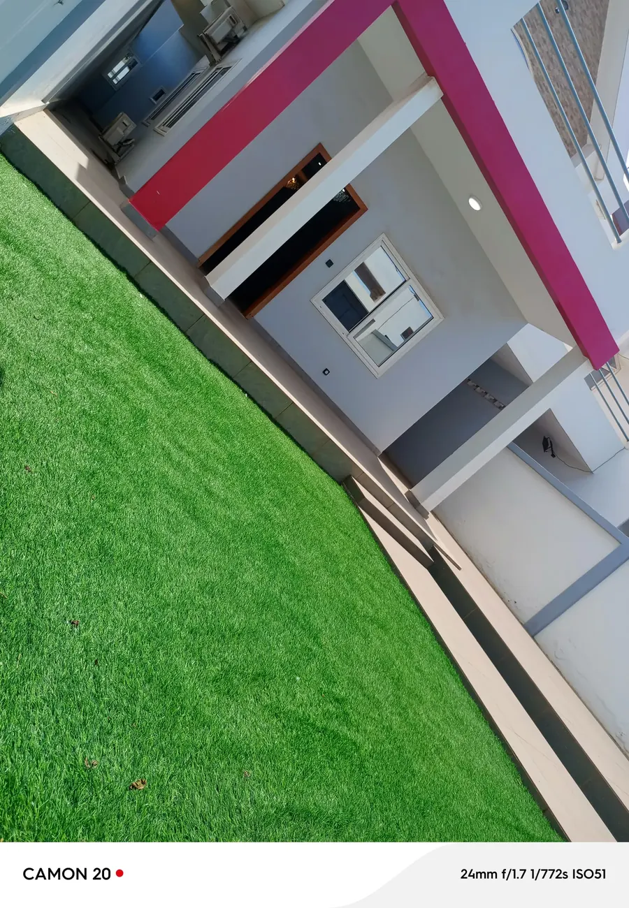Villa duplex 4 chambres à louer à Kégué Tsinga – 600 000 FCFA/mois