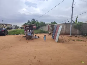 Terrain 1200 m² en vente à Agoè Legbassito Madjikpeto – 57 millions FCFA