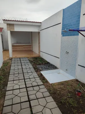 Villa meublée 6 pièces avec piscine à louer à la Résidence du Bénin (Caisse) – 2 000 000 FCFA/mois