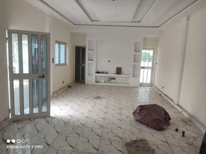 Villa étage 6 pièces en vente sur 1 lot avec titre foncier à Adidogomé Catholique – 100 millions FCFA — photo 5